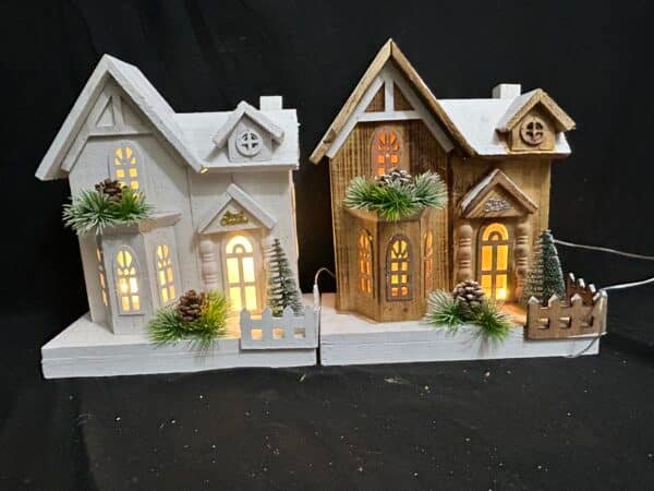 Ruicai Hot selling LED Lighted Flocked Holiday Village Christmas Decoration - White Wooden Christmas Village