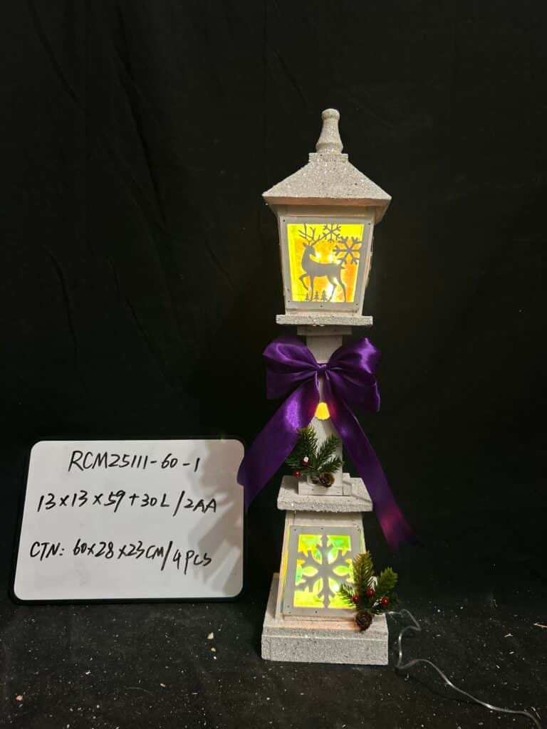 Xmas Street Lamp Prop Wooden Handicraft for Holiday Decor for Christmas Scene Layout and Festive Home Decoration