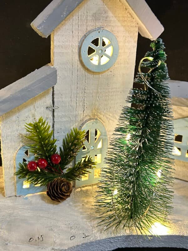 Wooden Village Scene Decoration DIY Christmas House LED Christmas Forest Scene Christmas Village Collection Indoor Decorations for Holiday Displays Desktop Decor