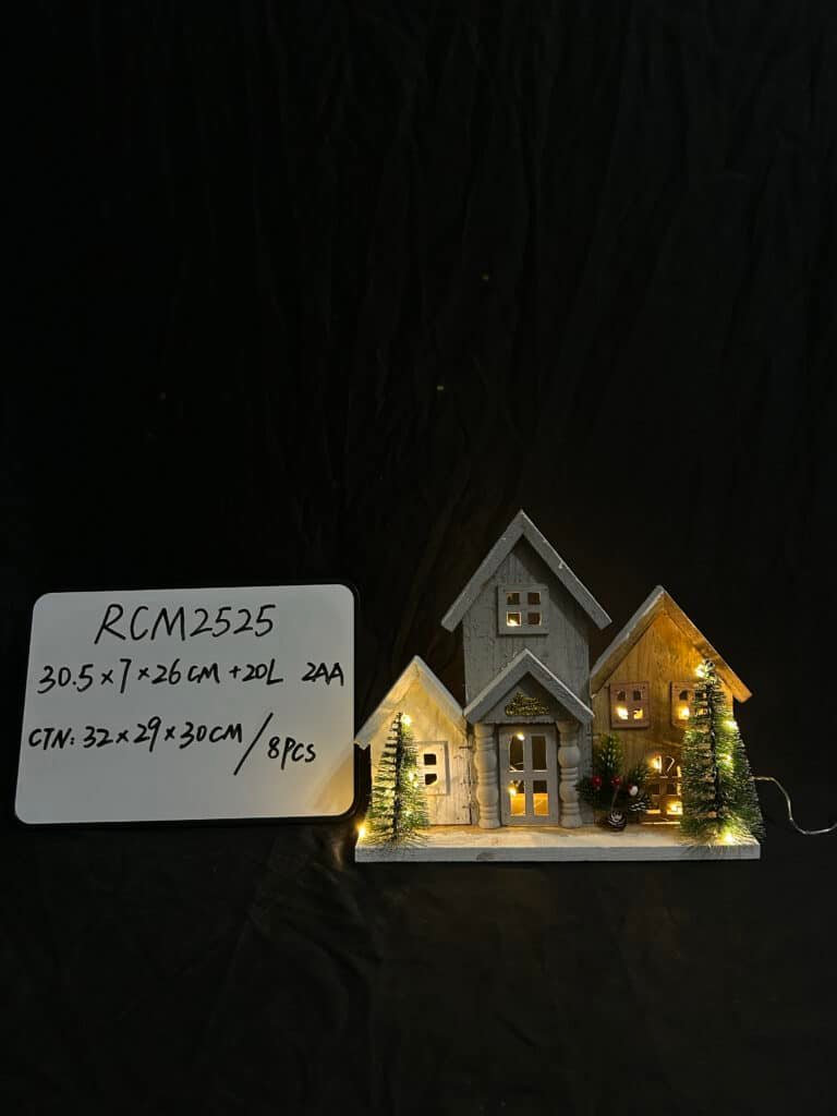 RC New Design LED Light up Wooden Christmas House Village Decorations Christmas Table Centerpieces