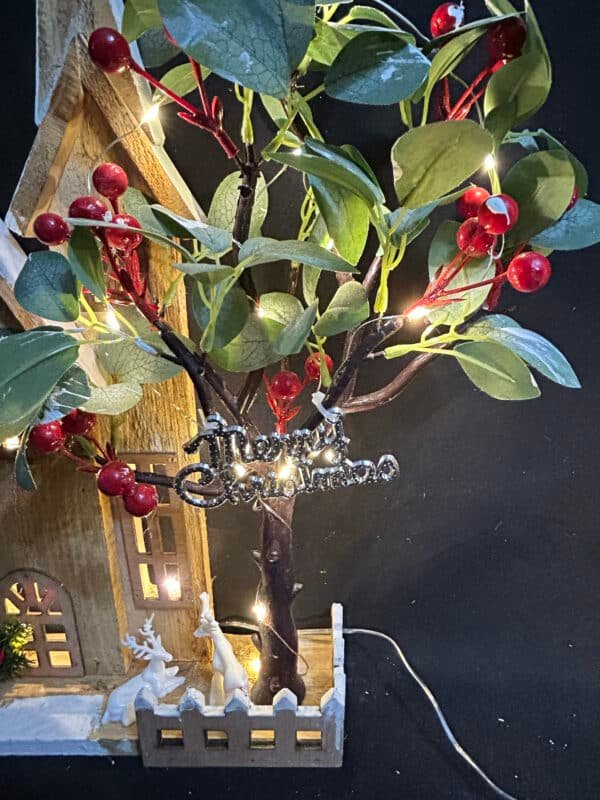 LED Christmas Wooden House Christmas Wooden Ornaments with Lights Glowing Xmas Tree Decorations Shelf Fireplace Table Centerpiece Holiday Party Supplies Favors