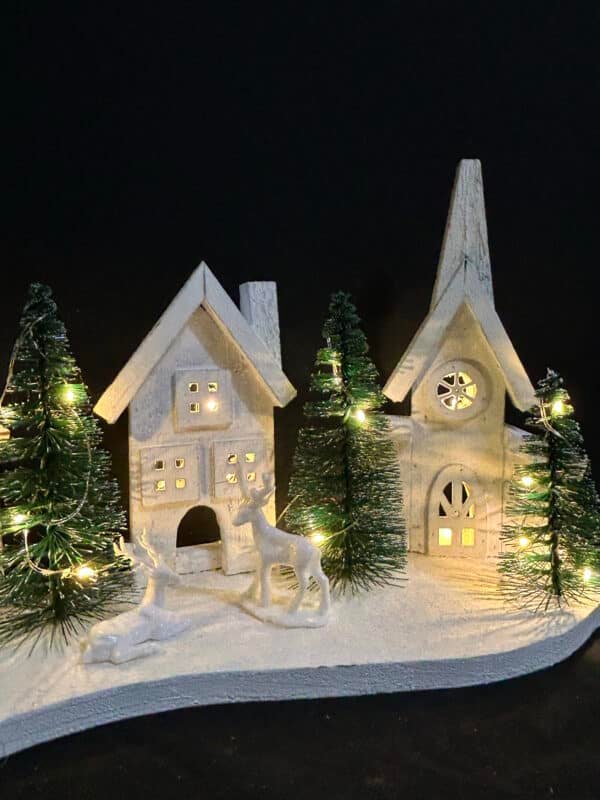 Christmas Wooden Village Houses, LED Illuminated Xmas Village Houses Desktop Decor