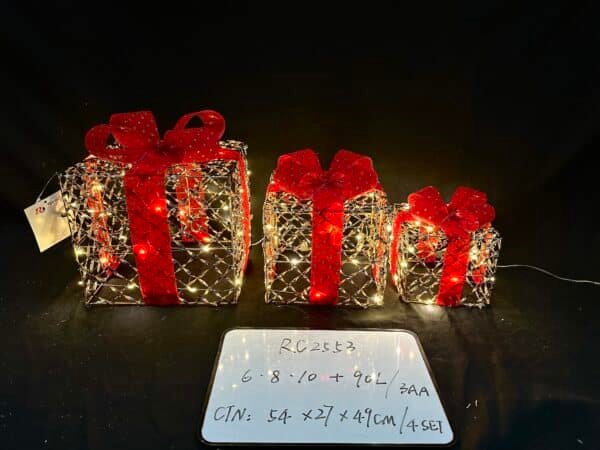 Christmas Lighted Gift Boxes: Set of 3 Light Up Presents Christmas Decoration for Indoor Xmas Tree Outdoor Yard Holiday, Battery Operated Gift Boxes with Pre-lit Warm Lights