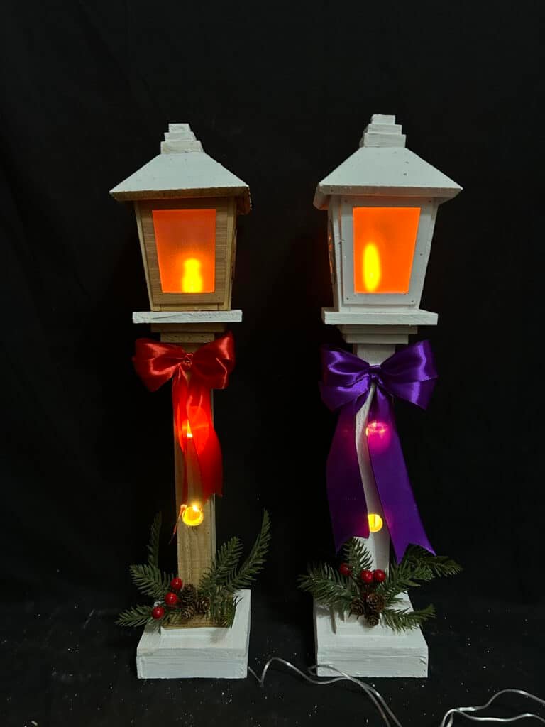 Christmas Streetlamp Model Ornament Unique Wooden Showcase Decor for Holiday Centerpieces Tabletop Adornment Scene Layout Safe Charming Decoration for Home Office