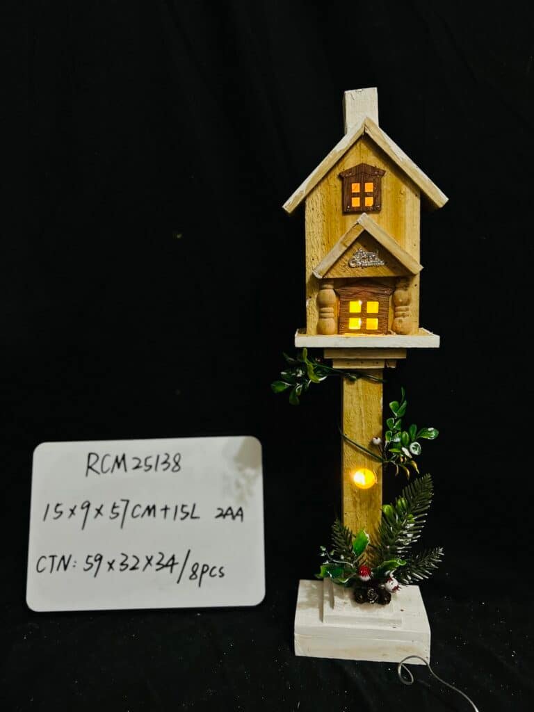 Xmas Street Lamp Prop Wooden Handicraft for Holiday Decor for Christmas Scene Layout and Festive Home Decoration