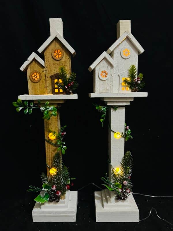 Wooden Christmas Streetlamp Model for Home Desktop Decor Creative Holiday Adornment for Living Room Study and Office Natural Material