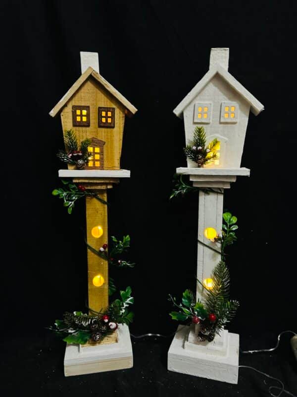 Christmas Streetlamp Model Wooden Decor for Home Creative Xmas Tabletop Adornment for Holiday Scene Layout and Festive Atmosphere