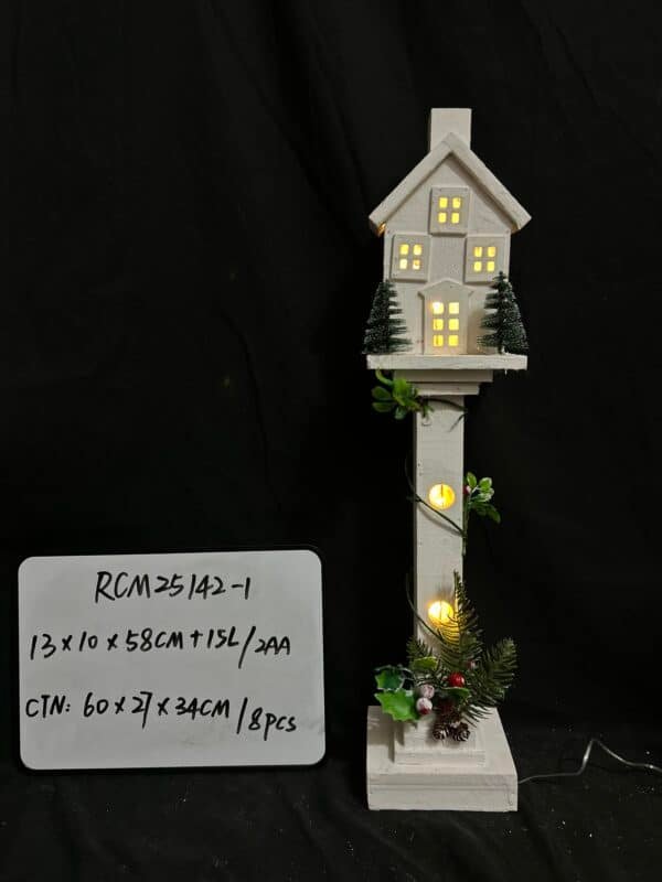 Christmas Streetlamp Model Wooden Decor for Home Creative Xmas Tabletop Adornment for Holiday Scene Layout and Festive Atmosphere