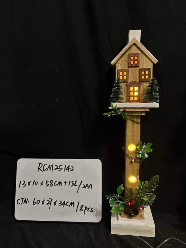 Christmas Streetlamp Model Wooden Decor for Home Creative Xmas Tabletop Adornment for Holiday Scene Layout and Festive Atmosphere