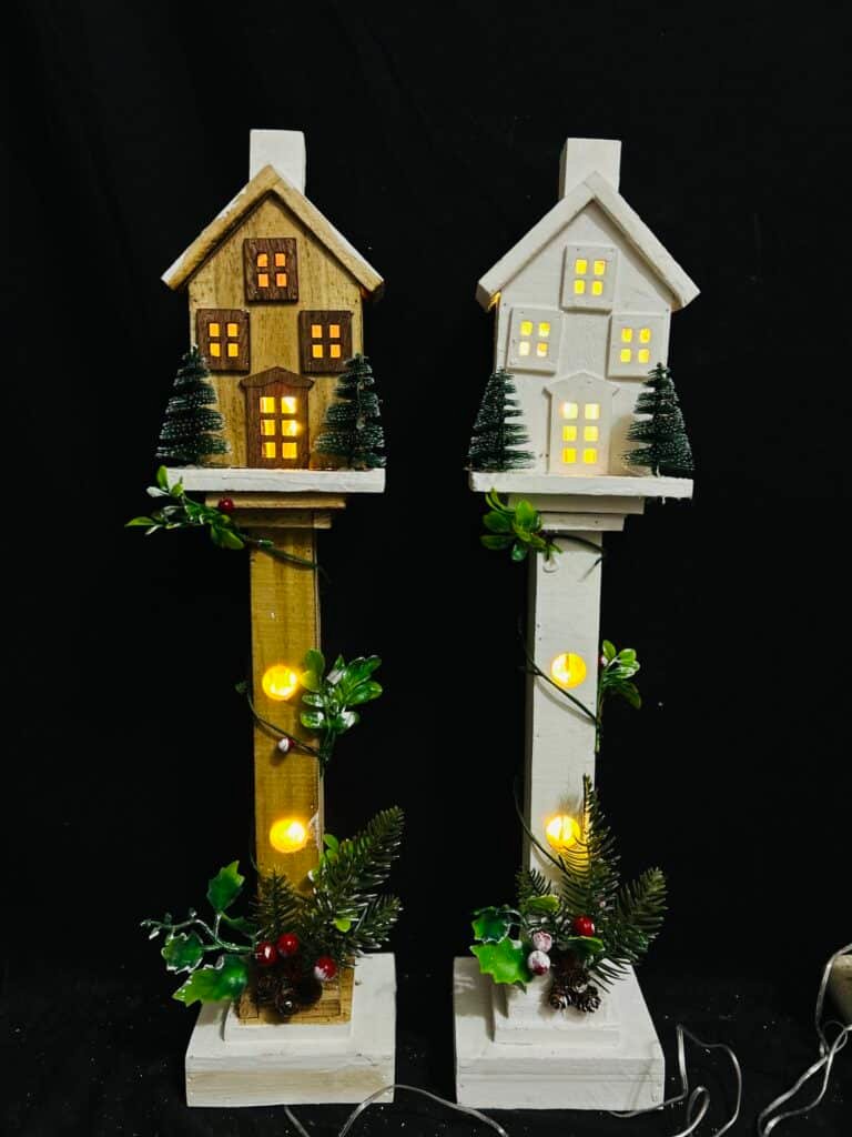 Christmas Streetlamp Model Wooden Decor for Home Creative Xmas Tabletop Adornment for Holiday Scene Layout and Festive Atmosphere