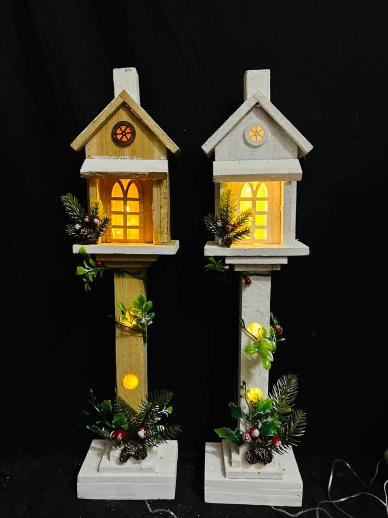 Christmas Wooden Streetlamp Model Creative Tabletop Decor for Restaurant and Office Festive Adornment Natural Craftsmanship