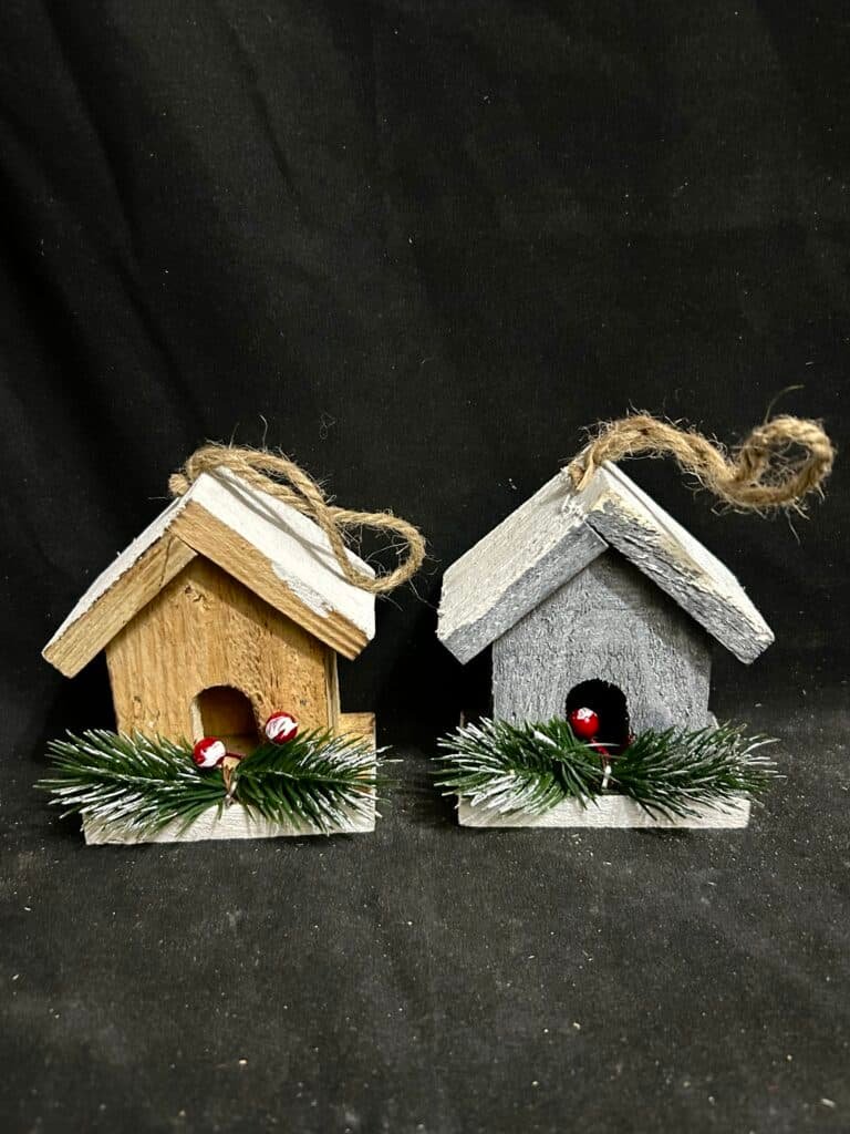Christmas House Ornament Wooden Decorations Christmas Tree Hanging Ornaments Xmas Painted Wood Pendants for Holiday Decor