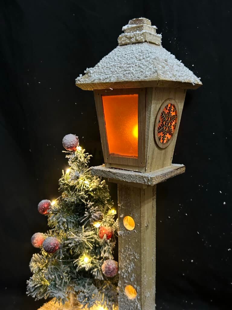 Christmas Streetlamp Model Ornament Unique Wooden Showcase Decor for Holiday Centerpieces Tabletop Adornment